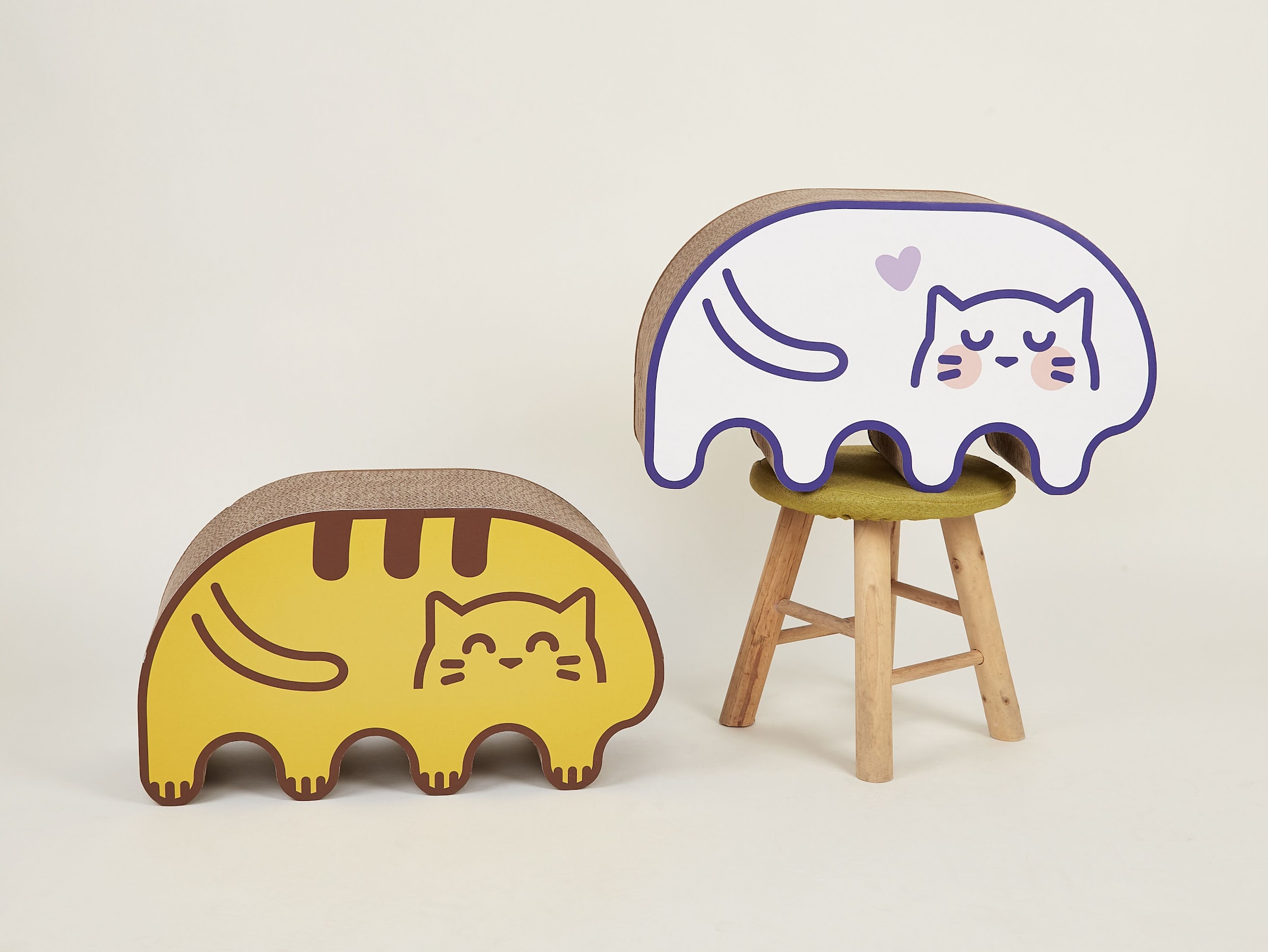 Rascador para gatos de cartón surtido FOFOS